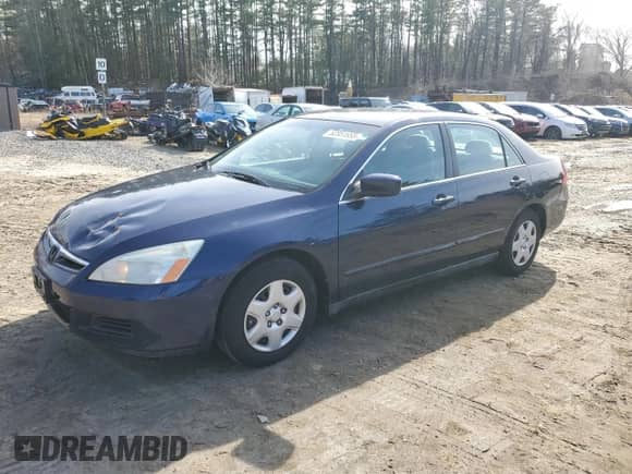 2007 Honda Accord LX z VIN 1HGCM56497A175944, wystawiony jako Copart lot #52051655 z przebiegiem 108 748 mil mil oraz Czysty tytuł • Clean title. Historia ofert i sprzedaży dostępna na DreamBid. Obrazek 1.