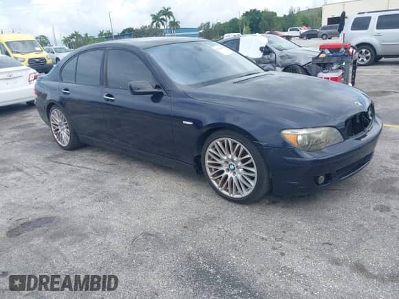 2007 BMW 7 Series 750i with VIN WBAHL83597DT08140, listed as a IAAI auction lot 42742309 with 120,531 mi miles and . Bid and sale history available at DreamBid. Image 1.