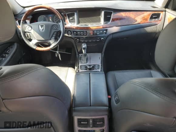 2014 Hyundai Equus Ultimate z VIN KMHGH4JH7EU085532, wystawiony jako Copart lot #70487305 z przebiegiem 157 445 mil mil oraz Czysty tytuł • Clean title. Historia ofert i sprzedaży dostępna na DreamBid. Obrazek 8.
