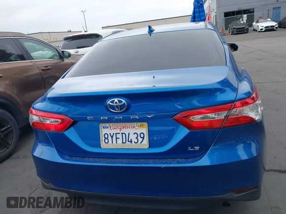 2019 Toyota Camry LE с VIN 4T1B11HK8KU237019, выставлен на аукционе IAAI как лот 42170775 с пробегом 71 024 миль миль и . История ставок и продаж доступна на DreamBid. Изображение 17.
