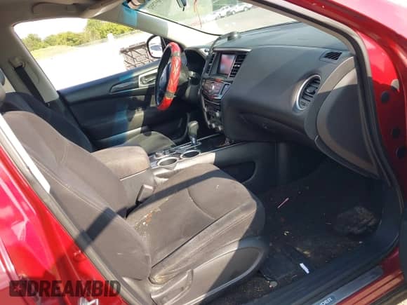 2013 Nissan Pathfinder SL with VIN 5N1AR2MM9DC605590, listed as a IAAI auction lot 43097552 with 200,667 mi miles and . Bid and sale history available at DreamBid. Image 5.