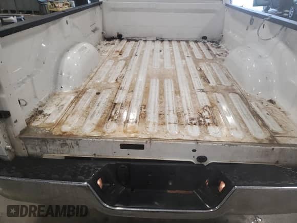 2018 Ram 1500 Tradesman z VIN 3C6JR6DT3JG181018, wystawiony jako Copart lot #57767115 z przebiegiem 146 687 mil mil oraz Nie do naprawy • Non repairable. Historia ofert i sprzedaży dostępna na DreamBid. Obrazek 10.