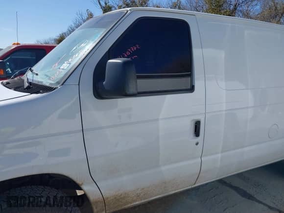 2013 Ford Econoline Cargo Commercial with VIN 1FTNE2EL0DDA69257, listed as a IAAI auction lot 41703772 with 261,935 mi miles and . Bid and sale history available at DreamBid. Image 13.