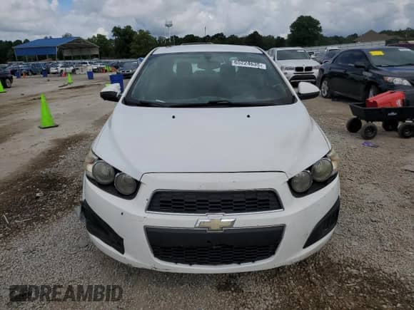 2015 Chevrolet Sonic LT с VIN 1G1JC5SH2F4116287, выставлен на аукционе Copart как лот 65224635 с пробегом 188 523 миль миль и Списание • Salvage title. История ставок и продаж доступна на DreamBid. Изображение 5.