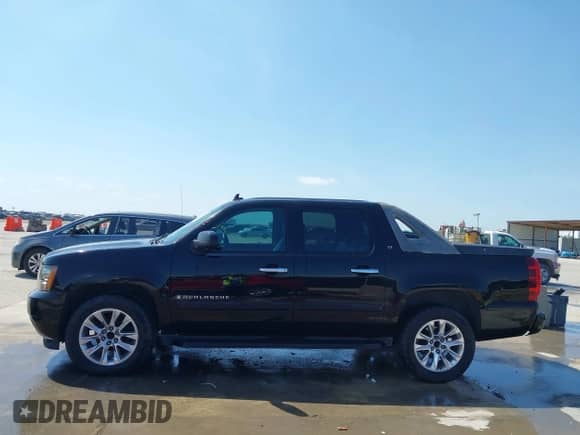 2007 Chevrolet Avalanche 3LT с VIN 3GNEC12037G301732, выставлен на аукционе IAAI как лот 42758278 с пробегом 146 155 миль миль и . История ставок и продаж доступна на DreamBid. Изображение 14.