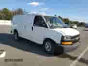 2022 Chevrolet Express Cargo с VIN 1GCWGAF72N1142965, выставлен на аукционе Copart как лот 81623555 с пробегом 49 782 миль миль и Чистый • Clean title. История ставок и продаж доступна на DreamBid. Изображение 4.