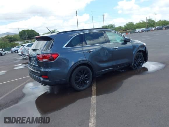 2020 Kia Sorento LX с VIN 5XYPG4A54LG703207, выставлен на аукционе IAAI как лот 42192453 с пробегом 52 840 миль миль и . История ставок и продаж доступна на DreamBid. Изображение 4.