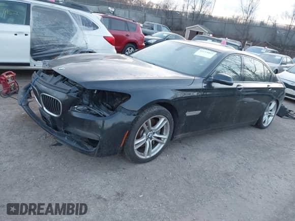 2014 BMW 7 Series ALPINA B7 xDrive with VIN WBAYF8C50ED652735, listed as a IAAI auction lot 41153015 with 134,150 mi miles and . Bid and sale history available at DreamBid. Image 17.