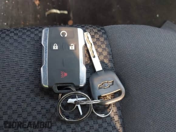 2014 Chevrolet Silverado 1500 LT с VIN 1GCVKREC2EZ384969, выставлен на аукционе IAAI как лот 42913295 с пробегом 148 747 миль миль и . История ставок и продаж доступна на DreamBid. Изображение 11.