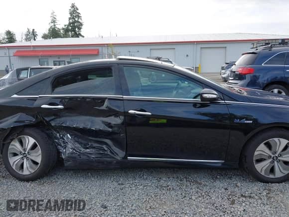 2015 Hyundai Sonata Limited z VIN KMHEC4A4XFA125303, wystawiony jako IAAI lot #42555264 z przebiegiem 148 490 mil mil oraz . Historia ofert i sprzedaży dostępna na DreamBid. Obrazek 14.