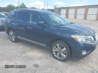 2013 Nissan Pathfinder SV with VIN 5N1AR2MM4DC624600, listed as a IAAI auction lot 42550190 with 131,475 mi miles and . Bid and sale history available at DreamBid. Image 1.