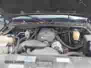 2002 Chevrolet Silverado 1500HD LT z VIN 1GCGK13U22F125563, wystawiony jako IAAI lot #42172310 z przebiegiem 155 416 mil mil oraz . Historia ofert i sprzedaży dostępna na DreamBid. Obrazek 10.