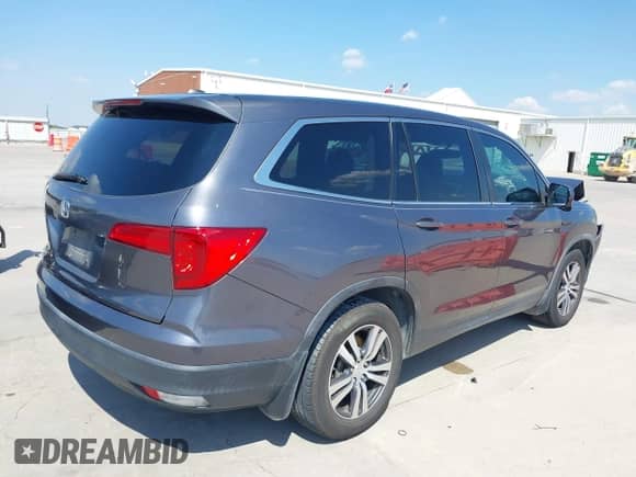 2017 Honda Pilot EX-L with VIN 5FNYF5H58HB027491, listed as a IAAI auction lot 43356758 with 124,805 mi miles and . Bid and sale history available at DreamBid. Image 4.