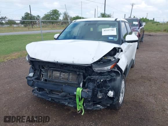 2021 Hyundai Venue SE с VIN KMHRB8A3XMU073167, выставлен на аукционе IAAI как лот 43337702 с пробегом 51 229 миль миль и . История ставок и продаж доступна на DreamBid. Изображение 6.