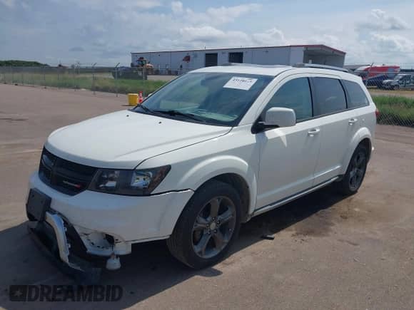 2015 Dodge Journey Crossroad с VIN 3C4PDDGG0FT554907, выставлен на аукционе IAAI как лот 43120215 с пробегом 182 093 миль миль и . История ставок и продаж доступна на DreamBid. Изображение 17.