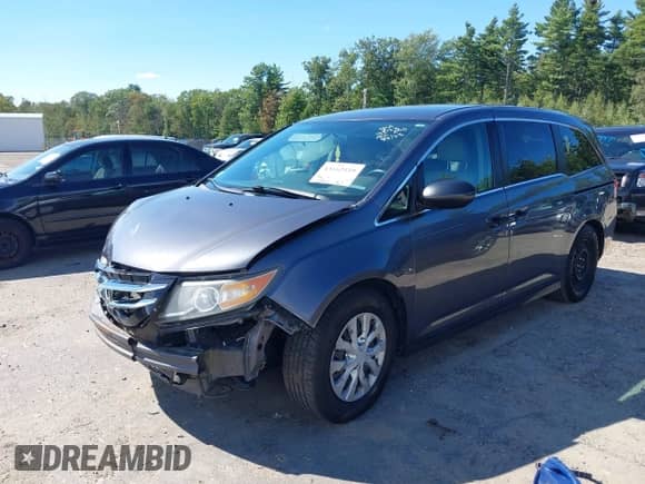 2016 Honda Odyssey LX с VIN 5FNRL5H28GB015794, выставлен на аукционе IAAI как лот 43162539 с пробегом 166 163 миль миль и . История ставок и продаж доступна на DreamBid. Изображение 20.