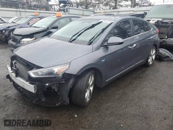 2019 Hyundai Ioniq Limited с VIN KMHC85LC6KU124726, выставлен на аукционе Copart как лот 48963364 с пробегом 71 261 миль миль и . История ставок и продаж доступна на DreamBid. Изображение 1.