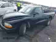 1998 Dodge Dakota SLT z VIN 1B7FL26X5WS716567, wystawiony jako IAAI lot #41078500 z przebiegiem 122 720 mil mil oraz . Historia ofert i sprzedaży dostępna na DreamBid. Obrazek 18.