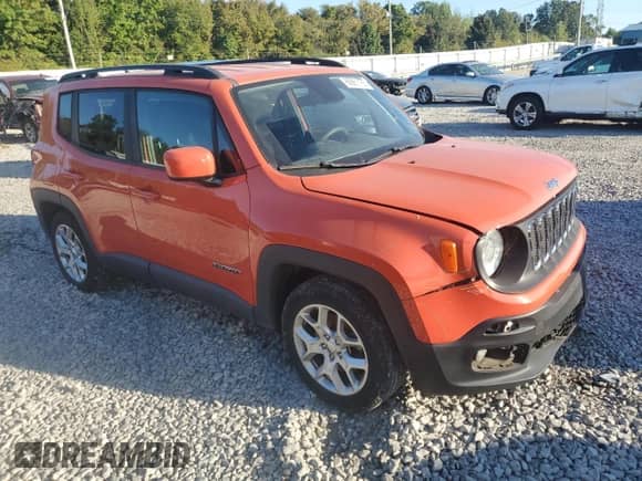 2018 Jeep Renegade Latitude with VIN ZACCJABB5JPH83813, listed as a Copart auction lot 86861165 with 118,230 mi miles and Salvage title. Bid and sale history available at DreamBid. Image 4.