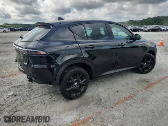 2024 Dodge Hornet GT with VIN ZACNDFAN8R3A08594, listed as a Copart auction lot 65198205 with 28,682 mi miles and Salvage title. Bid and sale history available at DreamBid. Image 3.