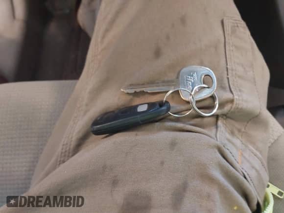 2007 Hyundai Tucson SE z VIN KM8JN72D47U494117, wystawiony jako IAAI lot #43117733 z przebiegiem 105 878 mil mil oraz . Historia ofert i sprzedaży dostępna na DreamBid. Obrazek 11.