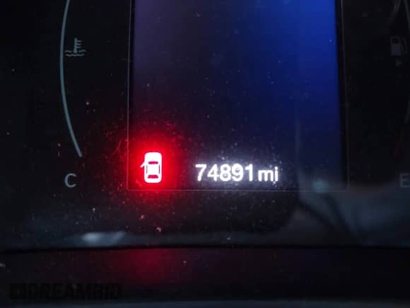 2020 Jeep Compass Latitude z VIN 3C4NJCBB2LT241780, wystawiony jako IAAI lot #41118805 z przebiegiem 74 891 mil mil oraz . Historia ofert i sprzedaży dostępna na DreamBid. Obrazek 15.