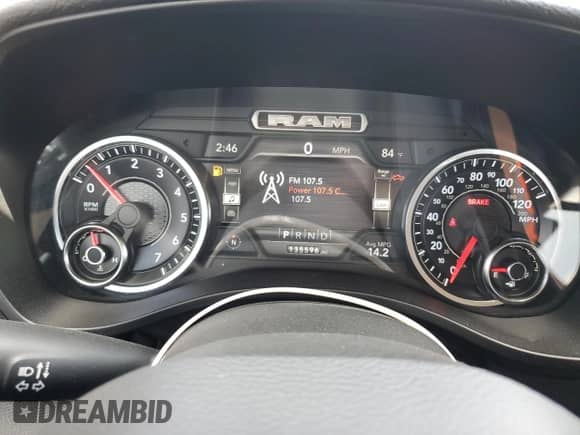 2019 Ram 1500 Laramie z VIN 1C6SRFDT5KN848846, wystawiony jako Copart lot #63485425 z przebiegiem 135 596 mil mil oraz Szkoda całkowita • Salvage title. Historia ofert i sprzedaży dostępna na DreamBid. Obrazek 9.