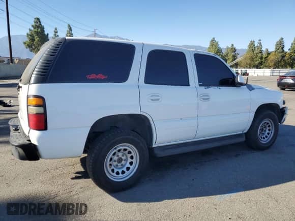 2005 Chevrolet Tahoe LS с VIN 1GNEC13T75J236792, выставлен на аукционе Copart как лот 72079305 с пробегом 152 229 миль миль и Списание • Salvage title. История ставок и продаж доступна на DreamBid. Изображение 3.