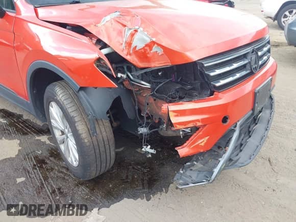 2019 Volkswagen Tiguan S с VIN 3VV0B7AX4KM150970, выставлен на аукционе IAAI как лот 42589025 с пробегом 62 134 миль миль и . История ставок и продаж доступна на DreamBid. Изображение 6.