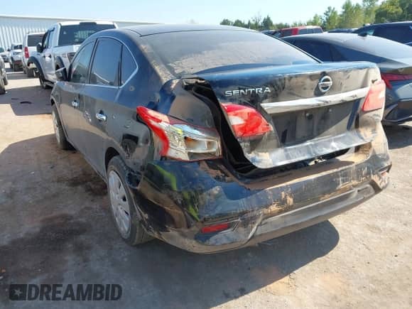 2019 Nissan Sentra SR с VIN 3N1AB7AP0KY231429, выставлен на аукционе IAAI как лот 43347379 с пробегом 124 790 миль миль и . История ставок и продаж доступна на DreamBid. Изображение 3.