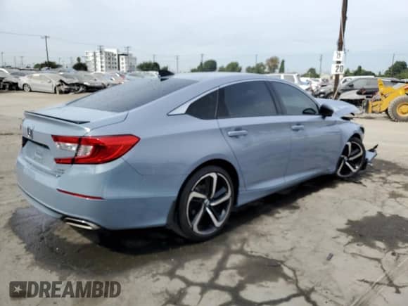 2022 Honda Accord Sport z VIN 1HGCV2F37NA015058, wystawiony jako Copart lot #70943565 z przebiegiem 41 432 mil mil oraz Szkoda całkowita • Salvage title. Historia ofert i sprzedaży dostępna na DreamBid. Obrazek 3.