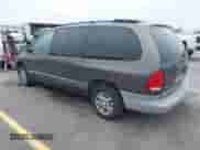 1997 Dodge Caravan SE с VIN 2B4GP44R0VR165745, выставлен на аукционе IAAI как лот 42925394 с пробегом 171 398 миль миль и . История ставок и продаж доступна на DreamBid. Изображение 3.