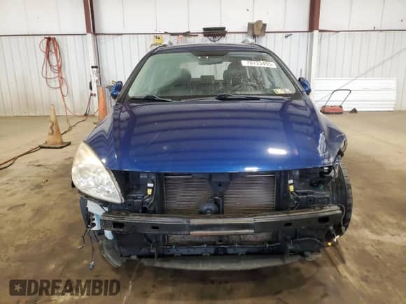 2012 Hyundai Elantra GLS z VIN KMHDC8AE9CU130689, wystawiony jako Copart lot #70723495 z przebiegiem 148 146 mil mil oraz Szkoda całkowita • Salvage title. Historia ofert i sprzedaży dostępna na DreamBid. Obrazek 5.