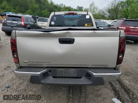 2008 Chevrolet Colorado z VIN 1GCDT349288225374, wystawiony jako Copart lot #55053185 z przebiegiem 185 882 mil mil oraz Szkoda całkowita • Salvage title. Historia ofert i sprzedaży dostępna na DreamBid. Obrazek 10.