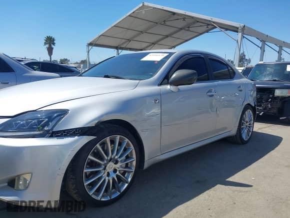 2008 Lexus IS 350 with VIN JTHBE262085017585, listed as a IAAI auction lot 42191579 with 118,931 mi miles and . Bid and sale history available at DreamBid. Image 6.