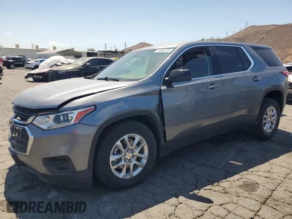 2021 Chevrolet Traverse LS с VIN 1GNERFKW2MJ134791, выставлен на аукционе Copart как лот 71542275 с пробегом 62 362 миль миль и Списание • Salvage title. История ставок и продаж доступна на DreamBid. Изображение 1.