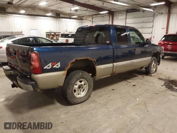 2000 GMC Sierra 1500 SLE z VIN 1GTEK19T8YE297889, wystawiony jako IAAI lot #43489121 z przebiegiem 184 419 mil mil oraz . Historia ofert i sprzedaży dostępna na DreamBid. Obrazek 4.