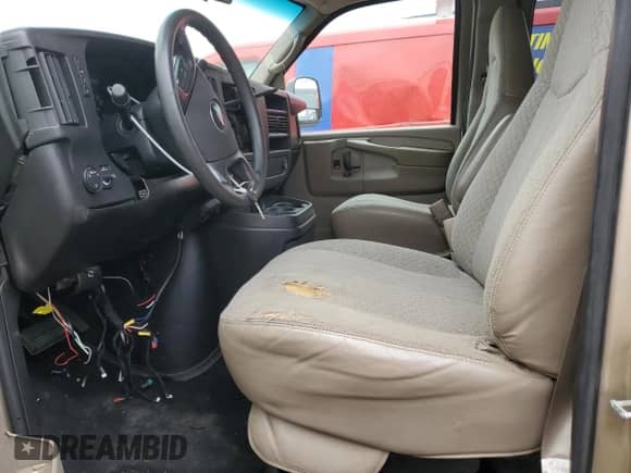 2009 Chevrolet Express Passenger с VIN 1GAHG39K691162400, выставлен на аукционе Copart как лот 69941455 с пробегом 93 557 миль миль и Списание • Salvage title. История ставок и продаж доступна на DreamBid. Изображение 7.