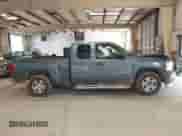 2007 Chevrolet Silverado 1500 1LT with VIN 2GCEC19C471672495, listed as a IAAI auction lot 42573132 with 238,844 mi miles and . Bid and sale history available at DreamBid. Image 13.