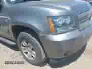 2009 Chevrolet Suburban 2LT с VIN 1GNFK26369R236993, выставлен на аукционе IAAI как лот 42585311 с пробегом 136 233 миль миль и . История ставок и продаж доступна на DreamBid. Изображение 6.