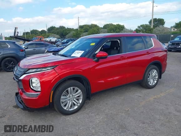2024 Mitsubishi Outlander ES with VIN JA4J3UA89RZ072115, listed as a IAAI auction lot 41309564 with 2,178 mi miles and . Bid and sale history available at DreamBid. Image 2.
