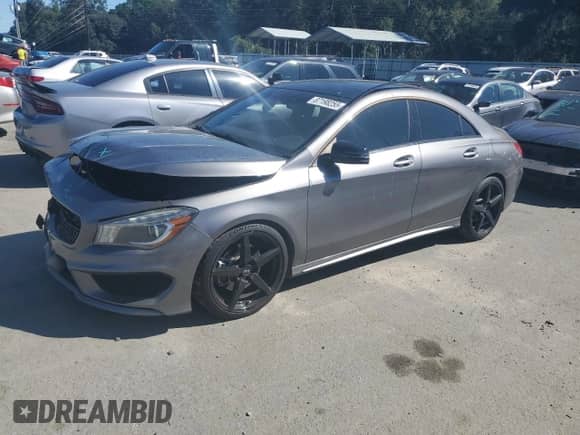 2014 Mercedes-Benz CLA 250 with VIN WDDSJ4GBXEN088463, listed as a Copart auction lot 87198255 with 126,195 mi miles and Salvage title. Bid and sale history available at DreamBid. Image 1.