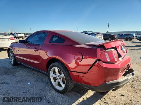 2010 Ford Mustang GT with VIN 1ZVBP8CH2A5104429, listed as a Copart auction lot 90648825 with 46,864 mi miles and Clean title. Bid and sale history available at DreamBid. Image 2.