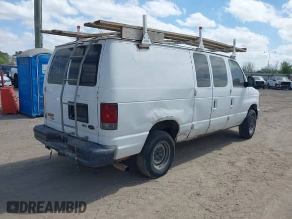2013 Ford Econoline Cargo Commercial с VIN 1FTSE3EL4DDA38215, выставлен на аукционе IAAI как лот 41627924 с пробегом 181 821 миль миль и . История ставок и продаж доступна на DreamBid. Изображение 4.