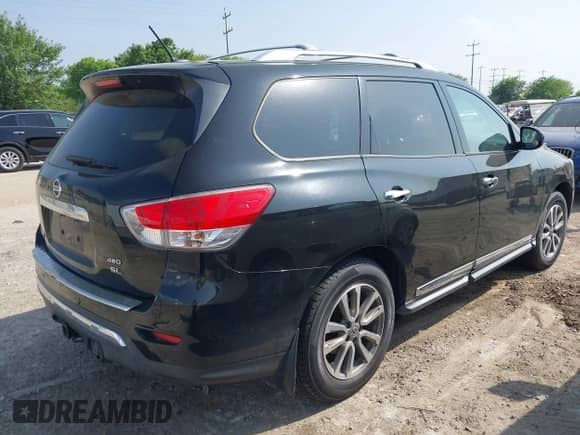 2014 Nissan Pathfinder SV z VIN 5N1AR2MM3EC606882, wystawiony jako IAAI lot #41935705 z przebiegiem 208 569 mil mil oraz . Historia ofert i sprzedaży dostępna na DreamBid. Obrazek 4.