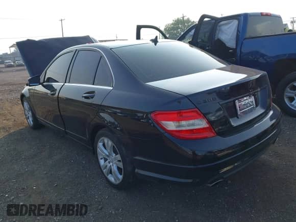 2010 Mercedes-Benz C 300 Sport с VIN WDDGF5EB1AR119649, выставлен на аукционе IAAI как лот 42941029 с пробегом 94 708 миль миль и . История ставок и продаж доступна на DreamBid. Изображение 3.