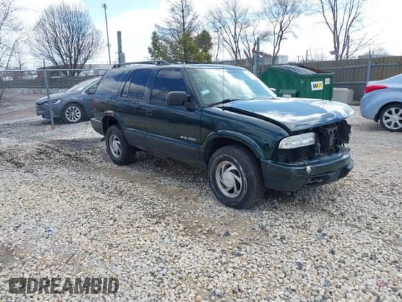 2003 Chevrolet Blazer LS с VIN 1GNDT13X93K177170, выставлен на аукционе IAAI как лот 41839837 с пробегом 148 555 миль миль и . История ставок и продаж доступна на DreamBid. Изображение 1.