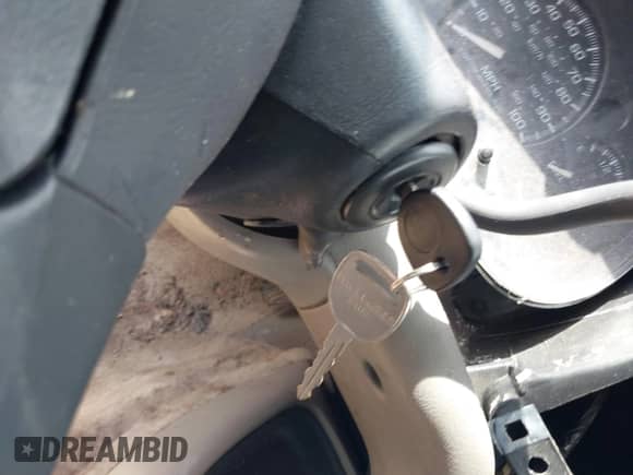 2002 Chevrolet Blazer LS с VIN 1GNCS18W42K158992, выставлен на аукционе IAAI как лот 42762582 с пробегом Не указан миль и . История ставок и продаж доступна на DreamBid. Изображение 11.