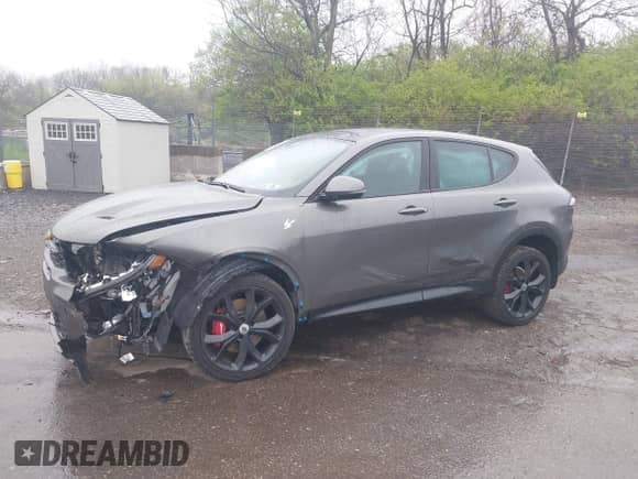 2024 Dodge Hornet GT Plus с VIN ZACNDFBN6R3A28146, выставлен на аукционе IAAI как лот 41968414 с пробегом 25 156 миль миль и . История ставок и продаж доступна на DreamBid. Изображение 17.