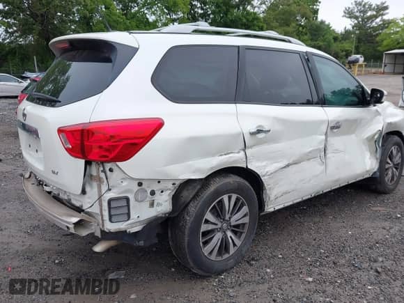 2017 Nissan Pathfinder SL with VIN 5N1DR2MN9HC646104, listed as a IAAI auction lot 42358443 with 146,902 mi miles and . Bid and sale history available at DreamBid. Image 6.